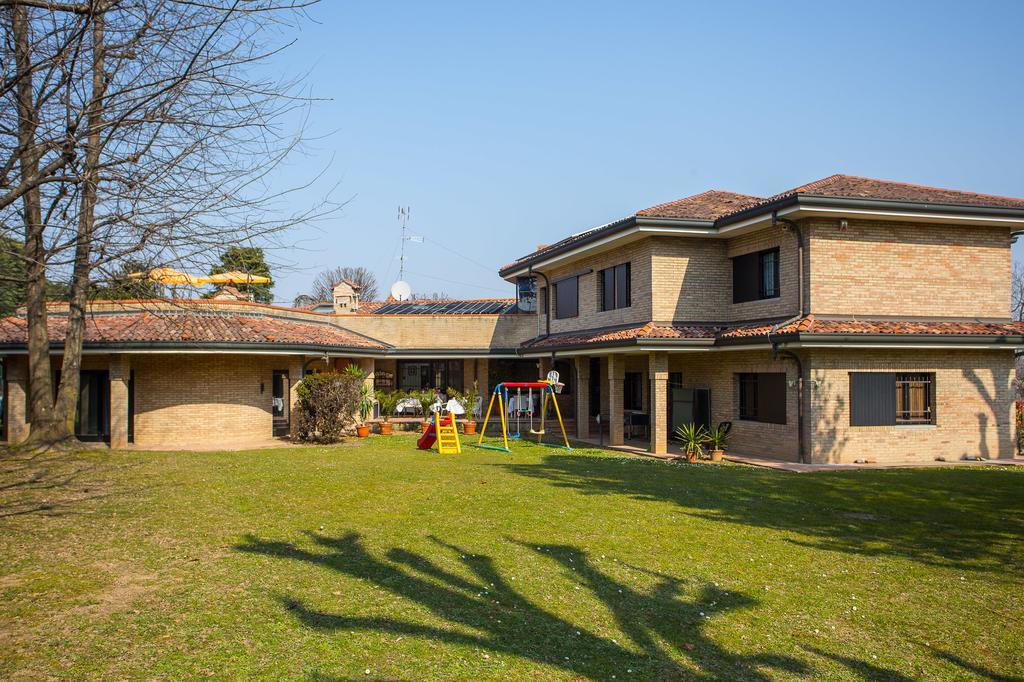 Barlassina Villagramde المظهر الخارجي الصورة